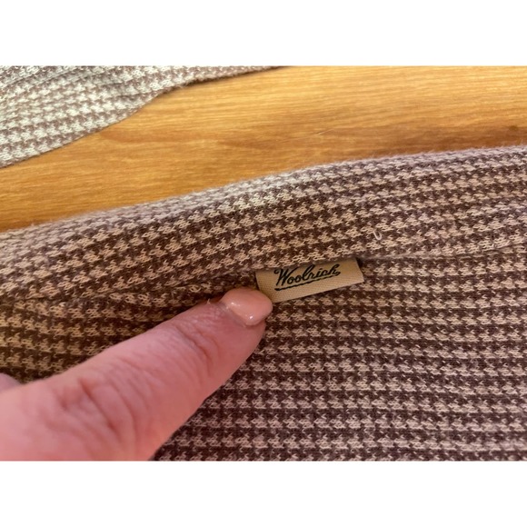 Woman’s size large Woolrich pullover - Picture 4 of 5